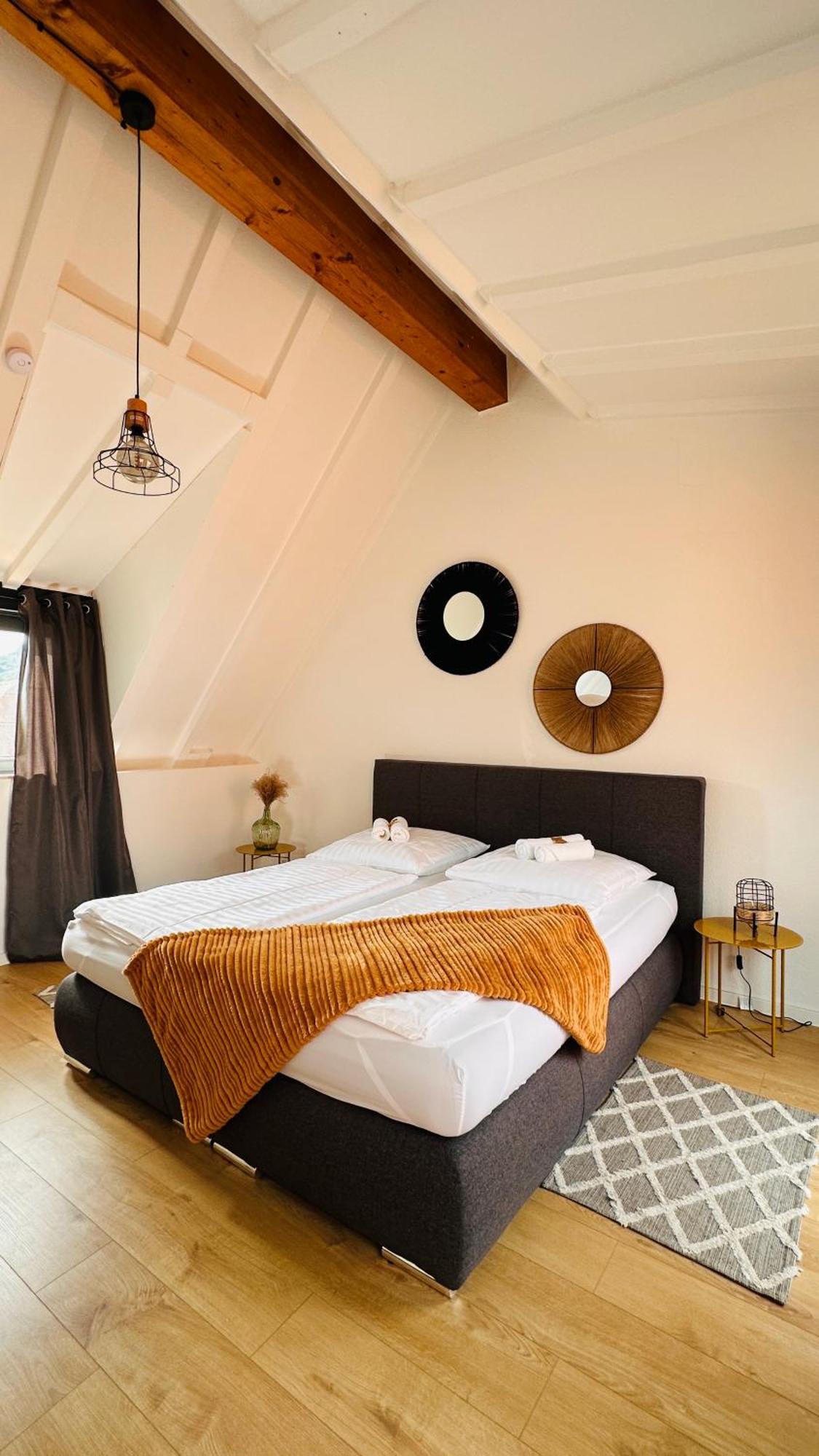 Amao-Green I 90Qm I Penthouse Maisonette Mit Rooftop I City Center I King-Size Betten Lahr  Exterior foto